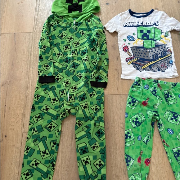 Kids Minecraft Pajama Set - Green and Gray size 8-10 - Picture 2 of 6